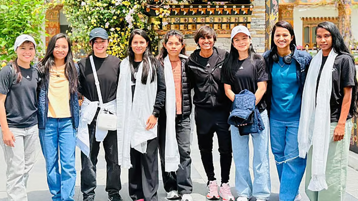 দুই কূলই হারাতে বসেছেন ১০ বিদ্রোহী ফুটবলার