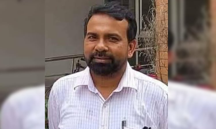 পিরোজপুরে আলীগ নেতার দেশত্যাগে নিষেধাজ্ঞা, সম্পদ জব্দ